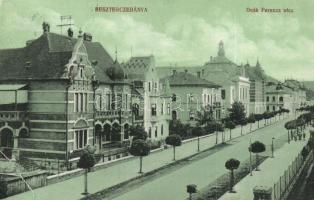Besztercebánya, Banska Bystrica; Deák Ferenc utca / street view with villas (EB)
