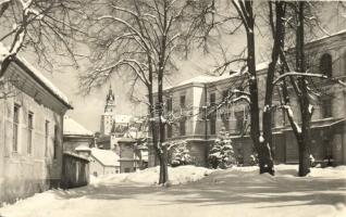 1960 Körmöcbánya, Kremnitz, Kremnica; Állami gimnázium télen / Státne gymnazium / grammar school in winter (EK)