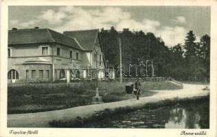 7 db régi magyar városképes lap (Kiskunhalas, Budapest, Székesfehérvár, Tapolca) / 7 pre-1945 Hungar...