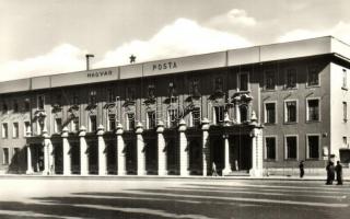 Miskolc - 8 db modern városképes lap: Fő utca, villamosok, Posta palota, Avas szálló, Filmszínház (m...