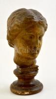 Erdey Dezső (1902-1957): Női fej, festett gipsz szobor, jelzés nélkül, kopásokkal, m: 23,5 cm