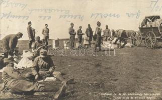 Hofmann cs. és kir. altábornagy hadcsoportja. Tábori posta az arcvonal mögött. Hadifénykép Kiállítás / WWI Austro-Hungarian K.u.K. military field post packages behind the frontline, soldiers with letters. Hungarian Military Photo Exhibition