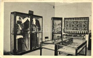 Munkács, Mukacevo, Mukacheve; Néprajzi Múzeum, Kárpátaljai rután szoba, belső / Ethnographic Museum interior, Ruthenian folklore from Transcarpathia (EK)