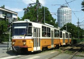 15 db modern budapesti BKV villamos / 15 modern Hungarian trams