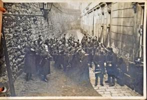 1933 Budapest I. M. kir. Honvéd Ludovika Akadémia I. főcsoport I. üteg. Udvarlaki őrség 12 fényképen...