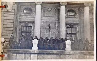 1933 Budapest I. M. kir. Honvéd Ludovika Akadémia I. főcsoport I. üteg. Udvarlaki őrség 12 fényképen...