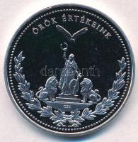 DN "Örök értékeink / Koronázási ékszerek" aranyozott, ezüstözött fém emlékérem. Szign.: CS...