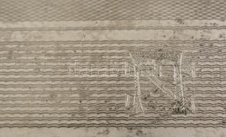 Monogramos fém cigarettatálca, belül gravírozott feliratokkal,  13×7,5 cm