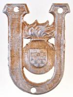 Független Horvát Állam 1941. Usztasa fém sapkajelvény (21,5x29mm) T:2- Independent State of Croatia 1941. Ustasha metal cap badge (21,5x29mm) C:VF