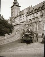 1945 előtti katonai negatívok tétele, 8 db szabadon felhasználható, vintage negatív, 24x36 mm és 8x1...