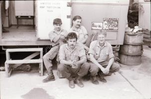 1982 Katonai műszaki alakulat (Budaörs), csoportképek, emlékképek, 34 db vintage negatív felvétel, 2...