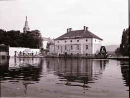 cca 1970 Balatoni professzionális felvételek - Tihany, Tapolca, Széplak, Füred, Földvár -, 21 db sza...