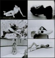 cca 1974 Sorsközösség, 13 db szolidan erotikus fénykép, mai nagyítások, 12,5x9 cm