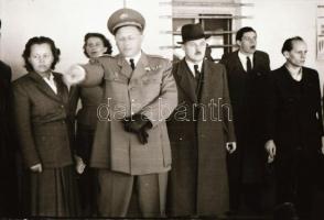 1949. április 1. Budapest, felszabadulási lövészverseny, a csapatok felvonulása, lőtér, fegyverek, s...