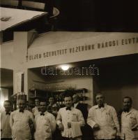 1952 Sztálinvárosi életképek és látképek, 33 db szabadon felhasználható vintage negatív, 6x6 cm