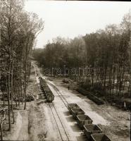 cca 1950 Oroszlány, külszíni bánya, 17 db szabadon felhasználható vintage negatív, 6x6 cm