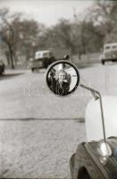 cca 1960 Csepeli Autógyár szabadtéri jubileumi kiállítása, 17 db szabadon felhasználható vintage neg...