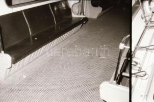 1989. február 18. Bombarobbanás után egy metrókocsi belseje, helyszínelő felvételek, 19 db szabadon ...
