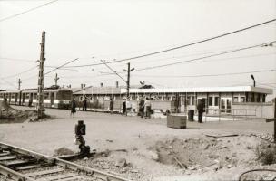 cca 1985 Budapest, villamos és HÉV a Boráros téren, 12 db szabadon felhasználható vintage negatív, 2...