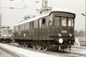 1982 Villamos mozdonyok, 24 db szabadon felhasználható vintage negatív, 24x36 mm