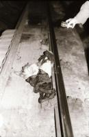 Halálos baleset a metróban, helyszínelő felvételek, 25 db szabadon felhasználható vintage negatív, 2...