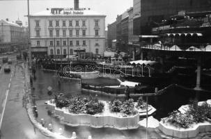 1986. március 3. Budapesti városképek - sikló építése, Hadik szobor, Felszabadulás tér, Nyugati pu.,...