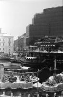 1986. március 3. Budapesti városképek - sikló építése, Hadik szobor, Felszabadulás tér, Nyugati pu.,...