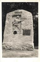 Sopron, Ojtozi-emlékmű a M. kir. Soproni 18. honvéd gyalogezred emlékére. Foto Diebold-Gruber
