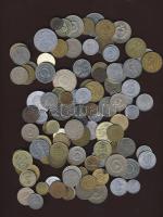 1,2kg vegyes világpénz