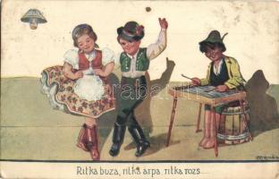 10 db régi motívumlap (folklór, humor) / 10 pre-1945 motive cards: folkore, humour