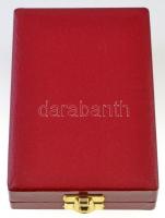 1939-1945. "Magyar Nagy Ezüst Vitézségi Érem" ezüstözött Br kitüntetés, fémjel a peremen m...