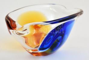 Dekoratív tálka, nagyon apró csorbával, jelzés nélkül, 17×10 cm