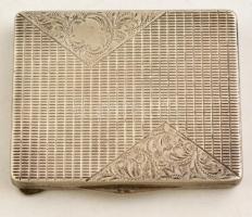 Ezüst(Ag) cigarettatárca, jelzett, 8x6,5x1,5 cm, nettó: 68,2 g