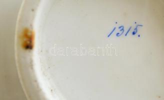 Kézzel festett kancsó, máz hibás, jelzés nélkül, m:13 cm