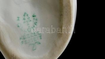 Hollóházi porcelán cica, kézzel festett, jelzett, hibátlan, 7,5x6,5 cm