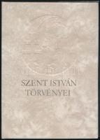 Szent István törvényei. Szent István törvényeinek XII. századi kézirata az Admonti Kódexben. A kísér...