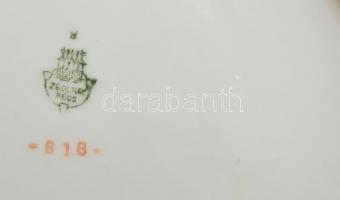 Zsolnay virágmintás tányér, matricás, jelzett, apró kopásokkal, d: 24 cm