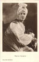 78 db régi motívumlap jobbakkal, közte művészlapok, üdvözlőlapok, színészek, folklór, hölgyek, stb. ...