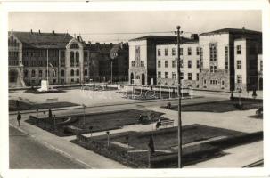 56 db főleg régi magyar városképes lap / 56 mostly pre-1945 Hungarian town-view postcards