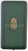1991. "A Magyar Köztársasági Érdemrend lovagkeresztje, polgári tagozat" zománcozott, arany...
