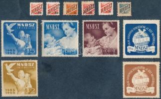 126 db-os parafila tétel: KIOSZ, MABÉOSZ, MNDSZ, MEFESZ stb. tagdíjbélyegek lapokra ragasztva