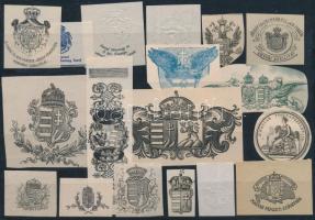 A magyar címer, variációk egy témára, 30 db különféle ábrázolás, nyomat, papír, különböző méretben