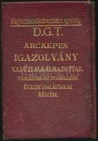 1935 Bp., D.G.T. arcképes igazolvány hajóskapitány részére, Első Magyar Dunahajózási Társaság igazol...
