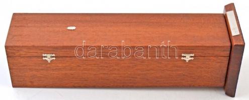 2000- . "Kossuth-díj" aranyozott kitűző, eredeti tokban (17x25mm) + a Kossuth-díj hengerta...