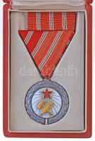 1954. Munka Érdemérem ezüstözött, zománcozott Br kitüntetés mellszalagon, szalagsávval, eredeti, Rákos-címeres tokban T:2 NMK: 606.