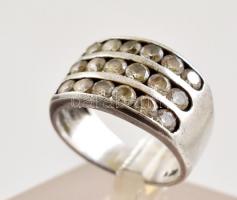 Ezüst(Ag) háromsoros köves gyűrű, jelzett, méret: 49, bruttó: 4 g