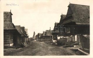 16 db RÉGI felvidéki képeslap fatemplomokkal és népviselettel. Fényképezte Karel Plicka / 16 pre-194...