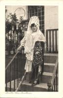 6 db főleg RÉGI népviseletes motívumlap / 6 mostly pre-1945 folklore motive postcards