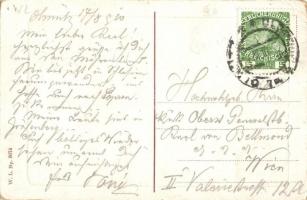 Olomouc, Olmütz; Rathaus / Town hall, Trinity statue, market square, vendors. W. L. Bp. 3074. (kopot...