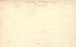 Torpedó beemelése osztrák-magyar I. osztrályú "100 M" torpedónaszádra / Einschiffen der To...